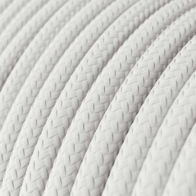 Kábel trojžilový v podobe textilnej šnúry v bielej farbe, 3 x 0.75mm, 1 meter.