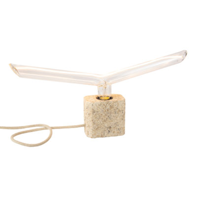 Handmade-stolová-lampa-SIMPLE-CREAM-SQUARED-vyrobené-z-recyklovaného-papiera